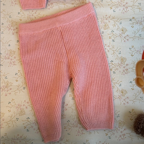 Janie and Jack Pink Knit Outfit with White Trim - Picture 4 of 6